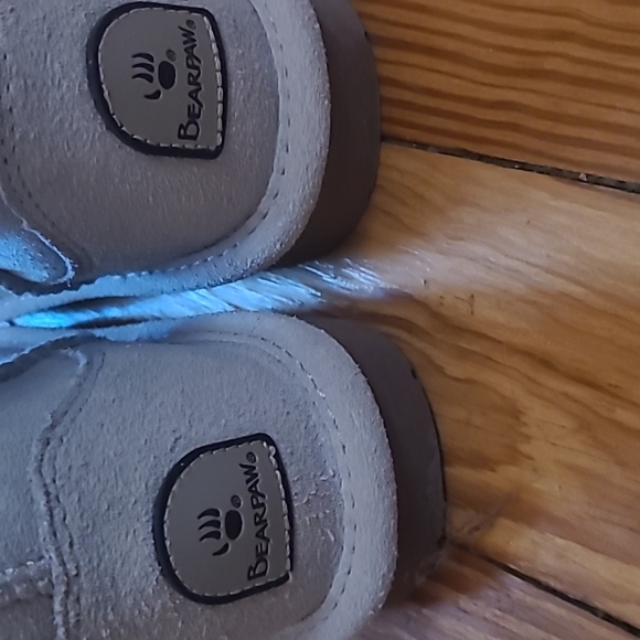 Boots - Picture 4 of 4